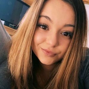 Meet your Posher, Meg-anne